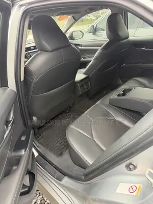 Toyota Camry XSE (2.5L 4cyl 8A) 2019 Gray