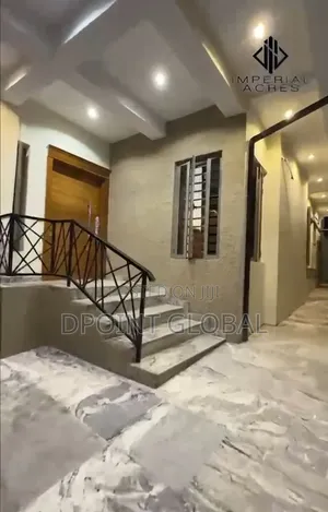 4bdrm Duplex in In Estate, Mangoro for sale