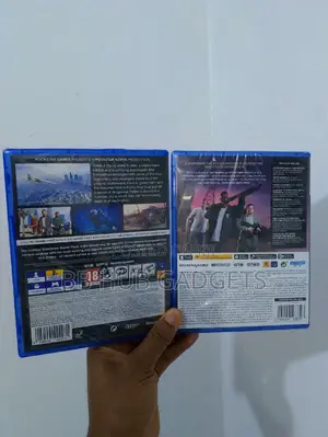 Ps5 and PS4 Grand Theft Auto v CD