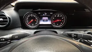 Mercedes-Benz E300 2017 Silver