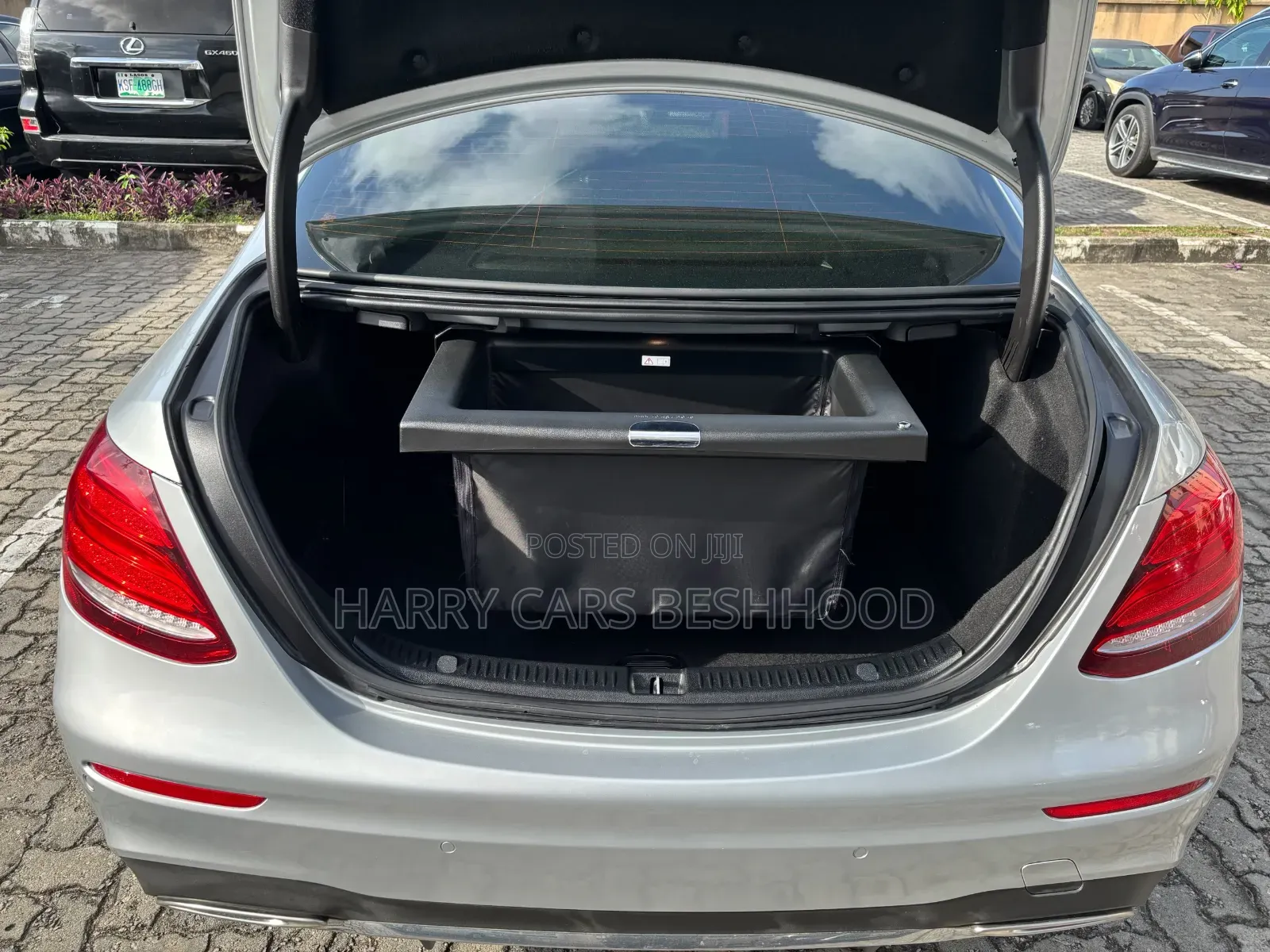 Mercedes-Benz E300 2017 Silver
