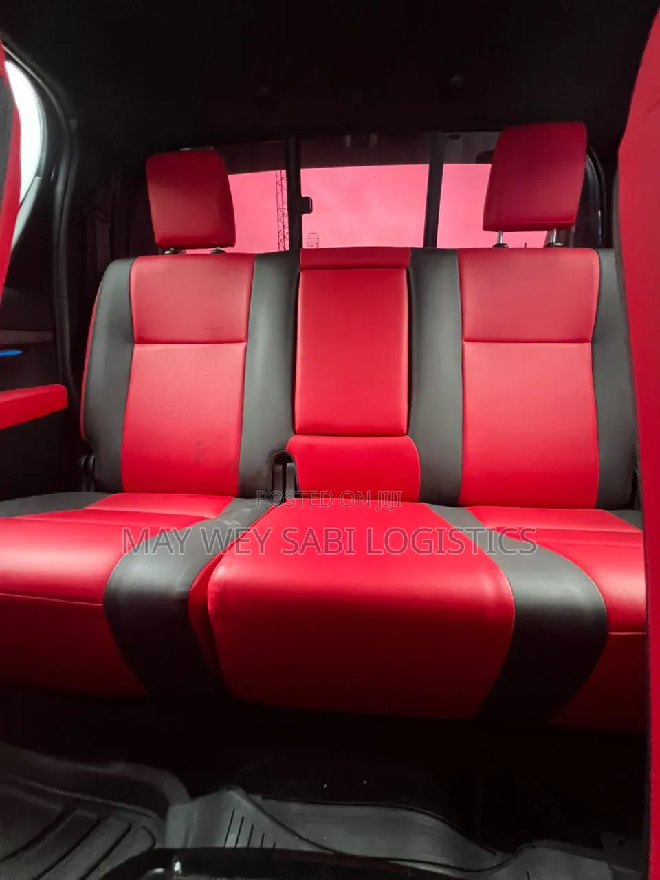 Toyota Hilux 2024 Black