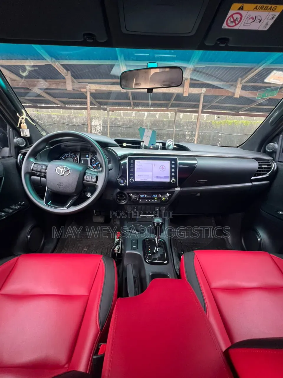 Toyota Hilux 2024 Black