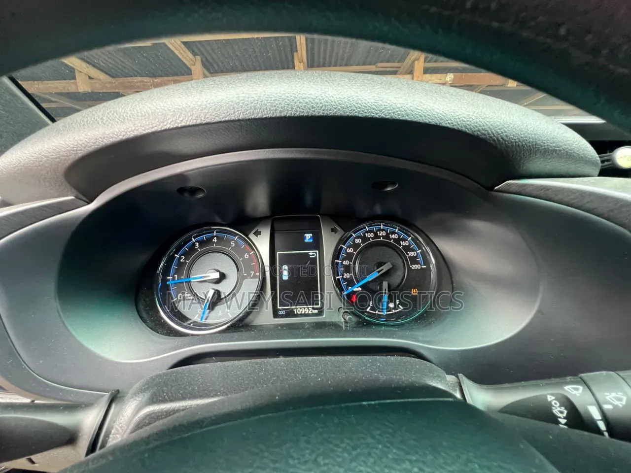 Toyota Hilux 2024 Black