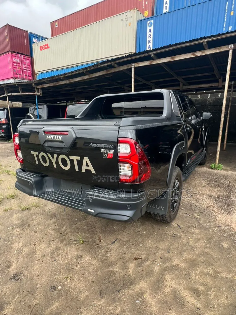 Toyota Hilux 2024 Black
