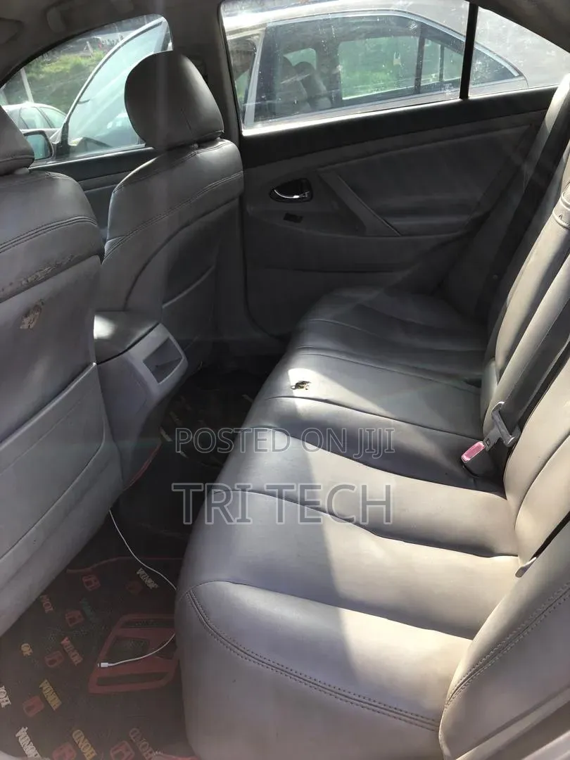 Toyota Camry 2008 Silver