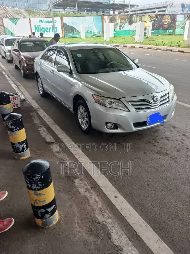 Toyota Camry 2008 Silver