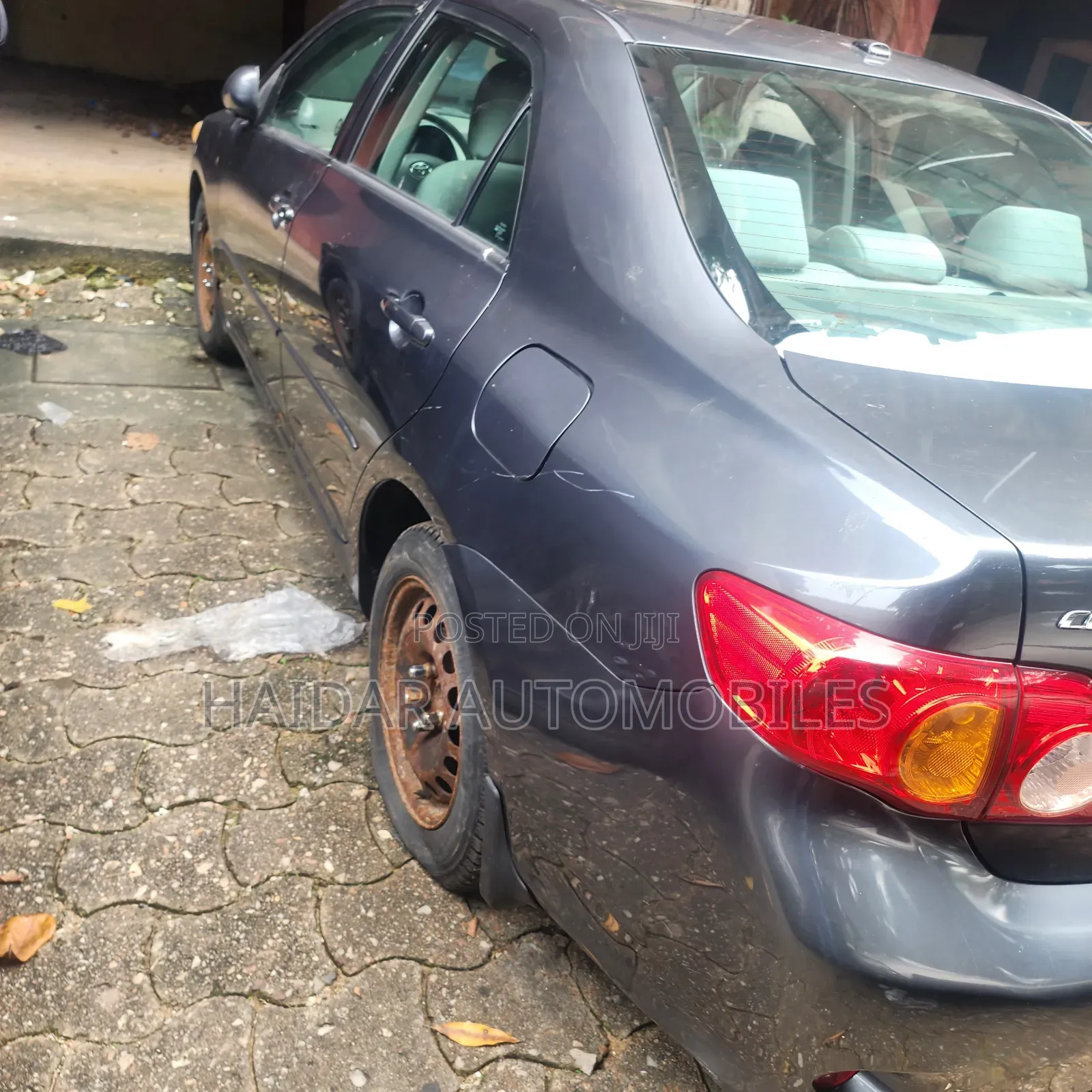 Toyota Corolla 2009 Gray