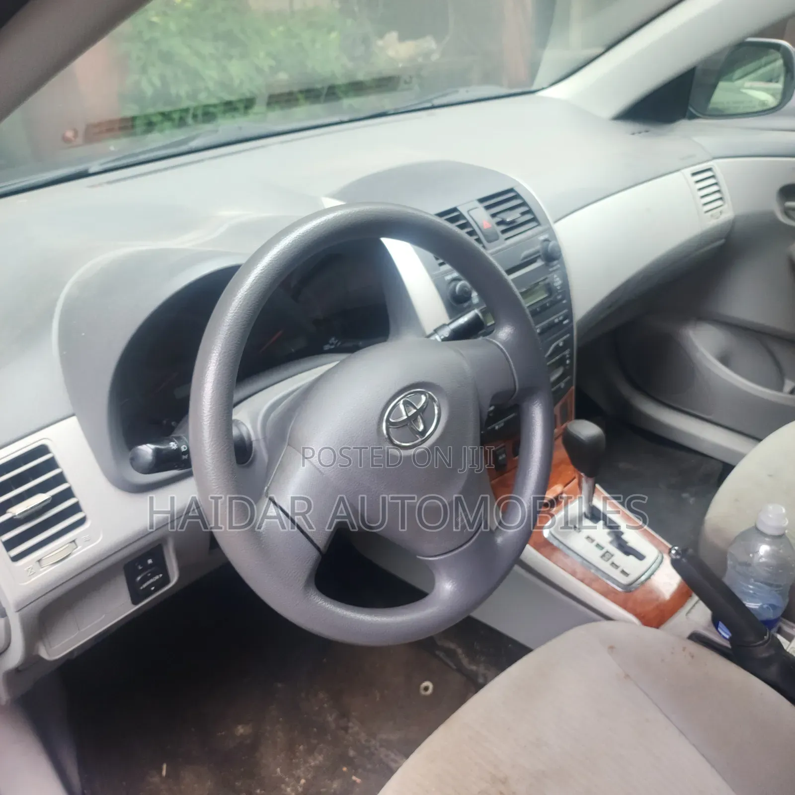 Toyota Corolla 2009 Gray