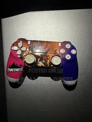 PS4 Game Pad