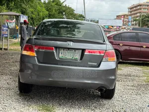 Honda Accord 2010 Gray