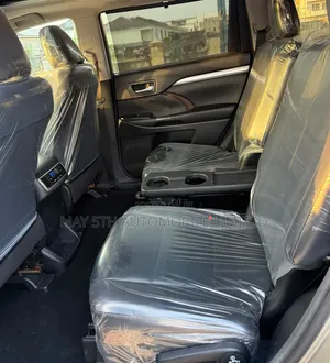 Toyota Highlander 2016 Silver