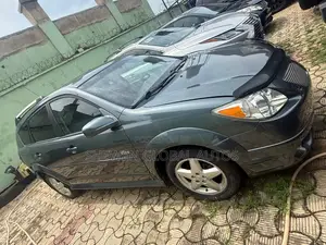 Pontiac Vibe AWD 2006 Gray