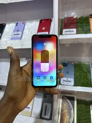 Apple iPhone 11 64 GB