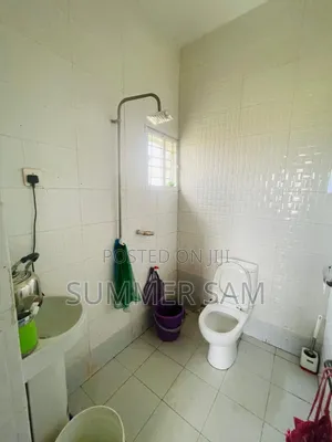 1bdrm Apartment in Main Shelter Afrique for rent