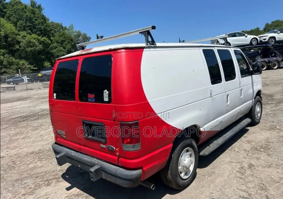 Ford E250 2011 White
