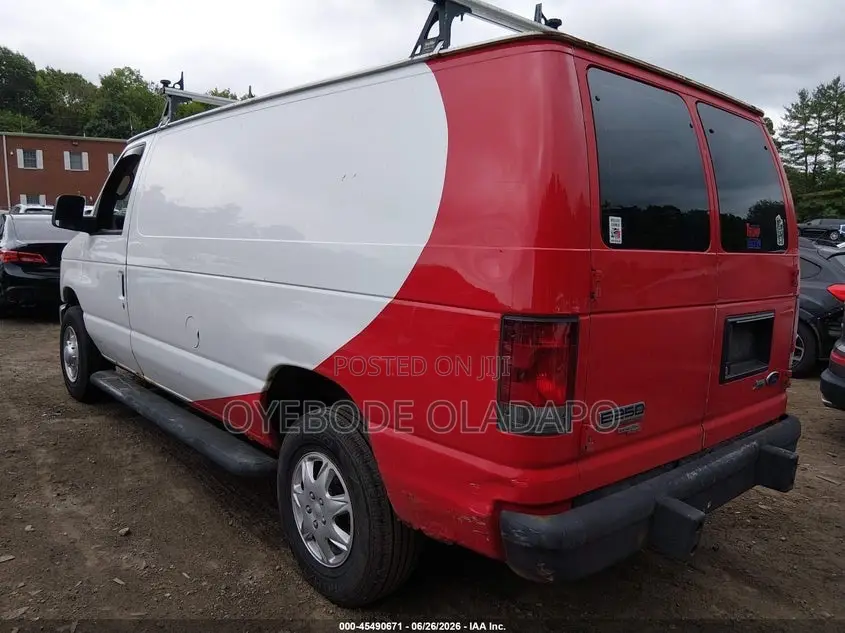 Ford E250 2011 White