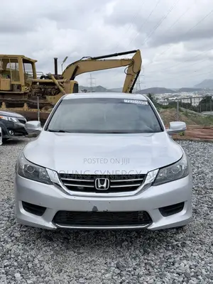 Honda Accord EX 4dr Sedan FWD (2.4L 4cyl 2A) 2013 Silver