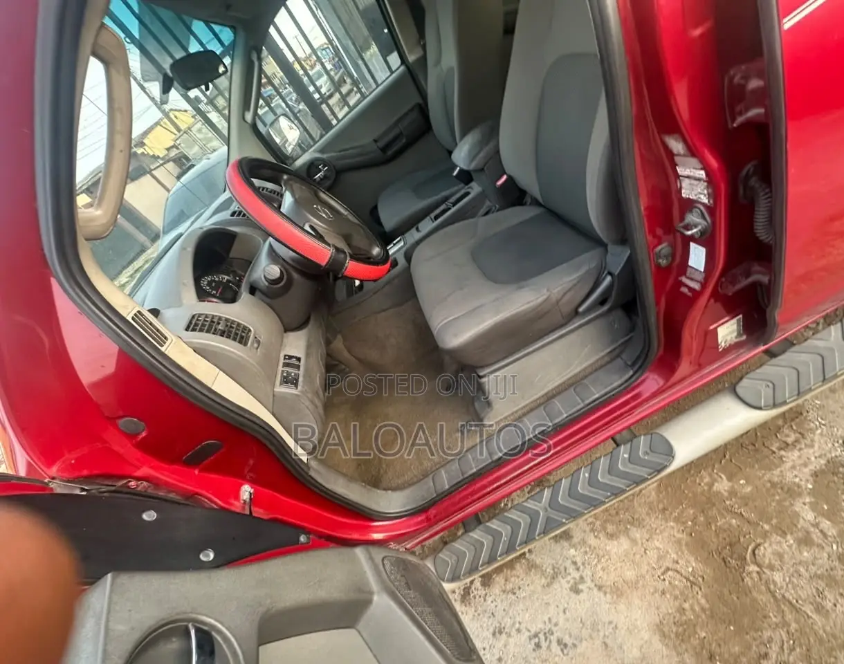Nissan Xterra 2009 Red
