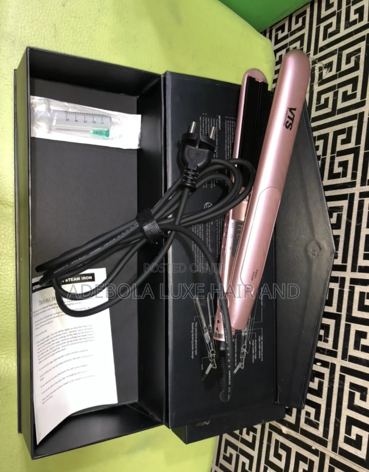 VTS Steam Straightener