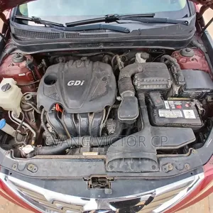 Hyundai Sonata Limited 2.0T Sedan (2.0L 4cyl 6A) 2012 Red