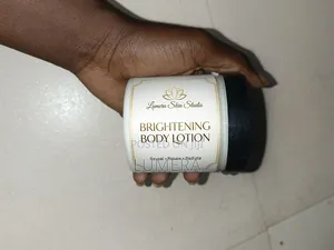 Lumera Skin Studios Brightening Body Lotion