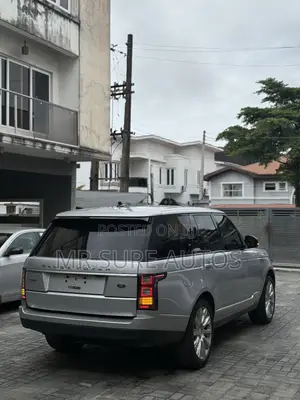 Land Rover Range Rover Vogue 2016 Silver