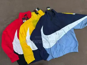 Nike Windbreaker Jacket – Lightweight Stylish