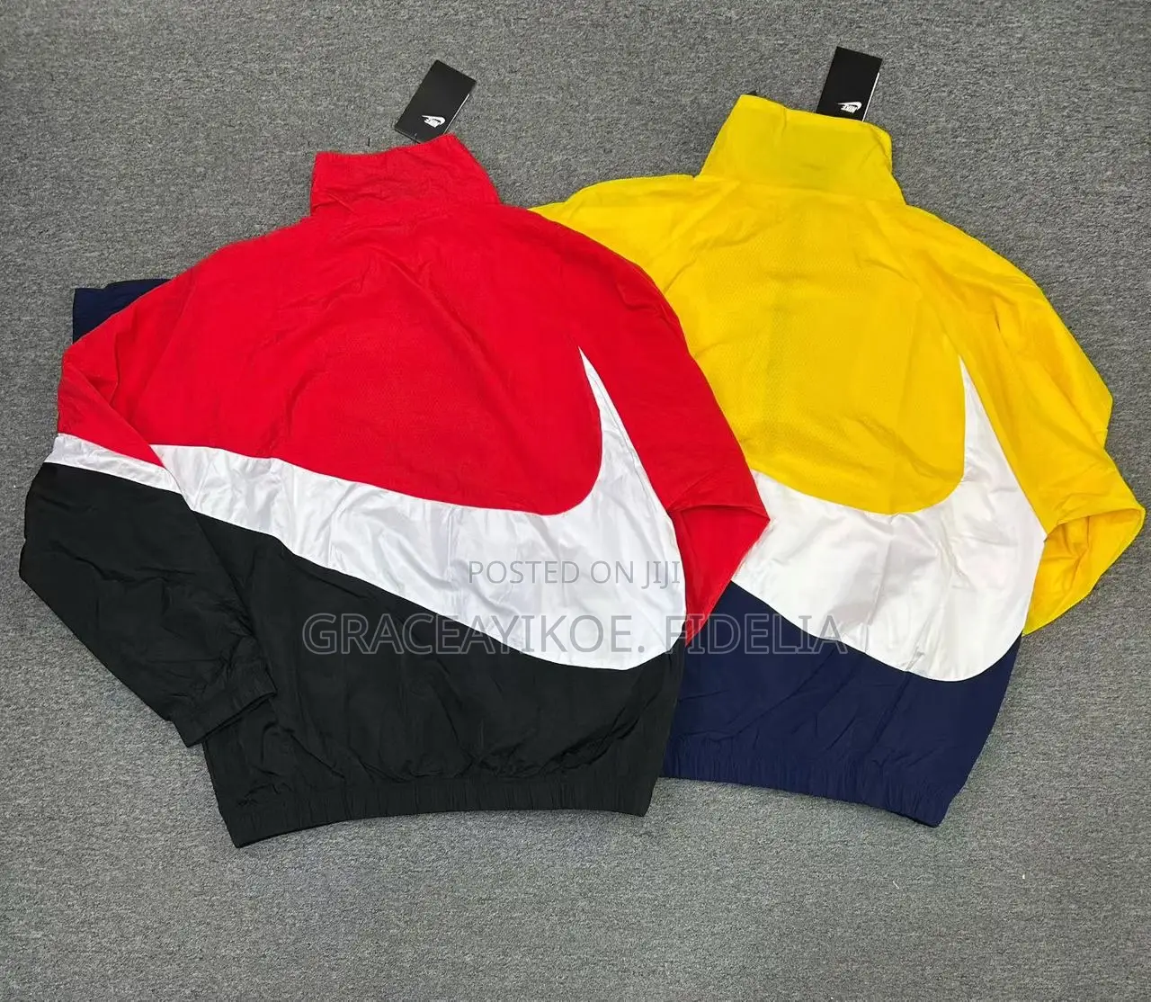 Nike Windbreaker Jacket – Lightweight Stylish