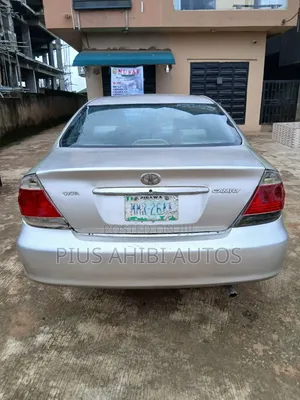 Toyota Camry 2006 Silver