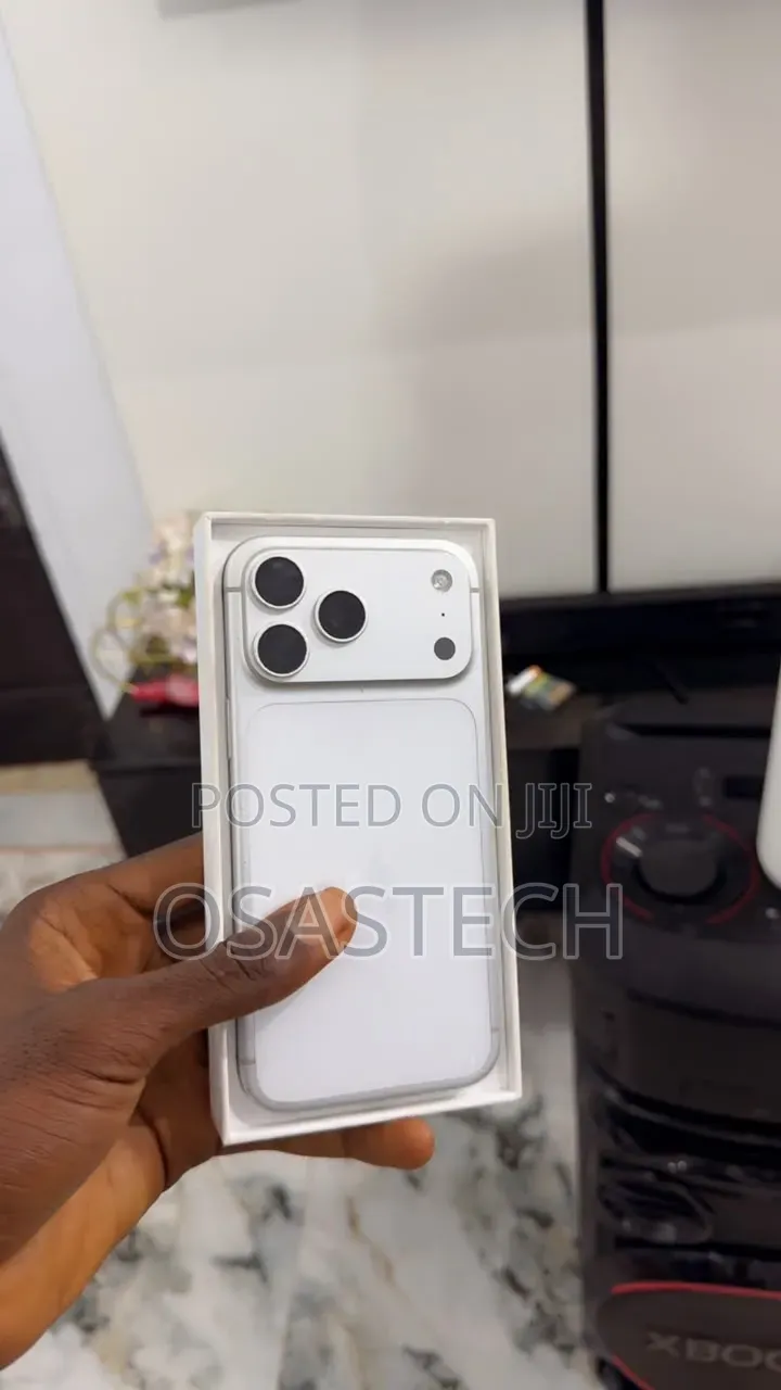 Apple iPhone 17 Pro Max 256 GB Silver