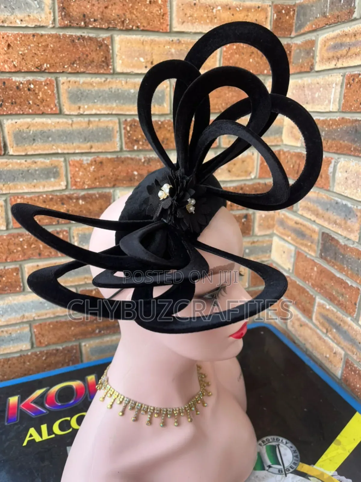 Black Band Loopy Facinator