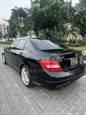 Mercedes-Benz C300 Sport 4Matic Sedan AWD (3.5L 6cyl 7A) 2013 Black