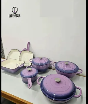 7 Pieces Cast Iron Pot