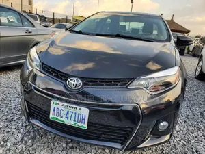 Toyota Corolla S 4dr Sedan (1.8L 4cyl CVT) 2016 Black