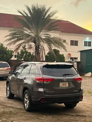 Toyota Highlander 2015 Gray