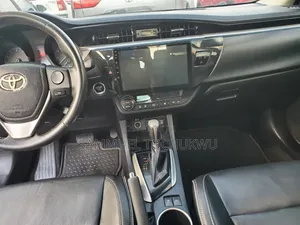 Toyota Corolla S 4dr Sedan (1.8L 4cyl CVT) 2016 Black