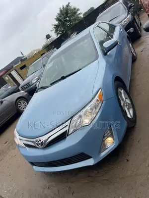 Toyota Camry XLE 4dr Sedan (2.5L 4cyl 6A) 2013 Blue