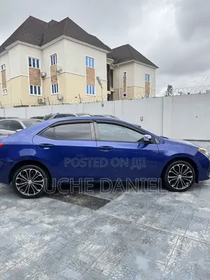 Toyota Corolla 2015 Blue