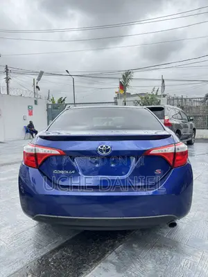 Toyota Corolla 2015 Blue