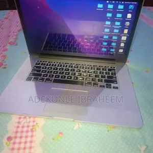 Laptop Apple MacBook Pro 2015 16GB Intel Core i7 SSD 500GB