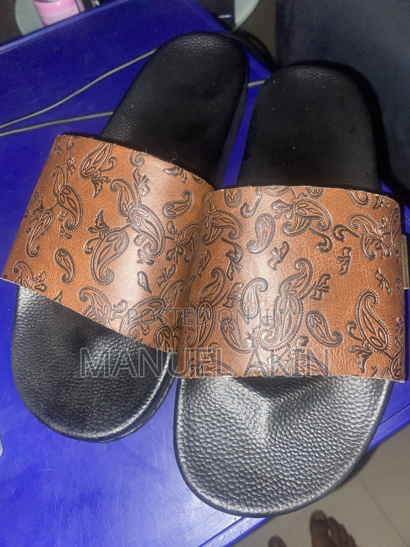Dark Brown Rose Slippers