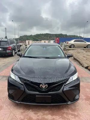 Toyota Camry 2019 Black