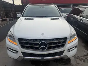 Mercedes-Benz M Class ML 350 4Matic 2013 White