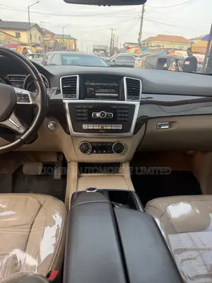 Mercedes-Benz M Class ML 350 4Matic 2013 White
