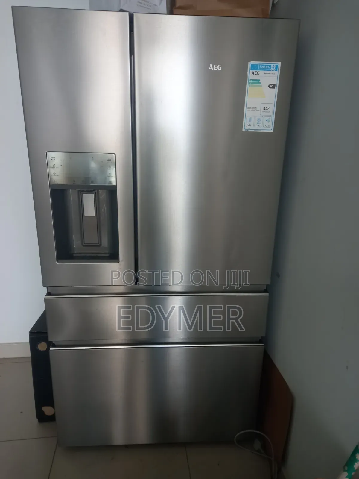 AEG Refrigerator