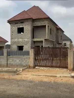 Furnished 4bdrm Duplex in 4 Bedroom Terrace, Maitama for rent