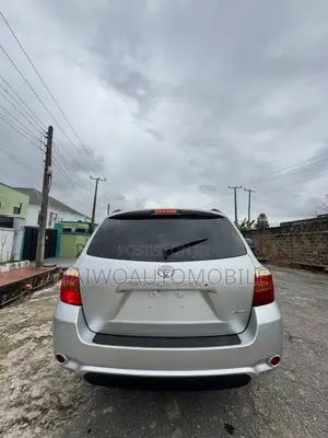 Toyota Highlander 2010 Silver