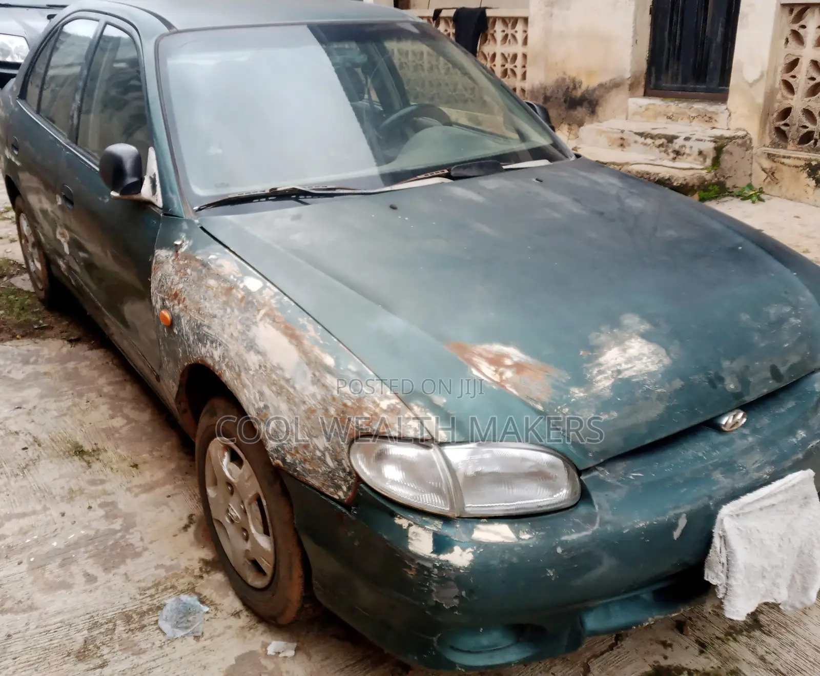 Hyundai Accent Base Hatchback 1996 Green