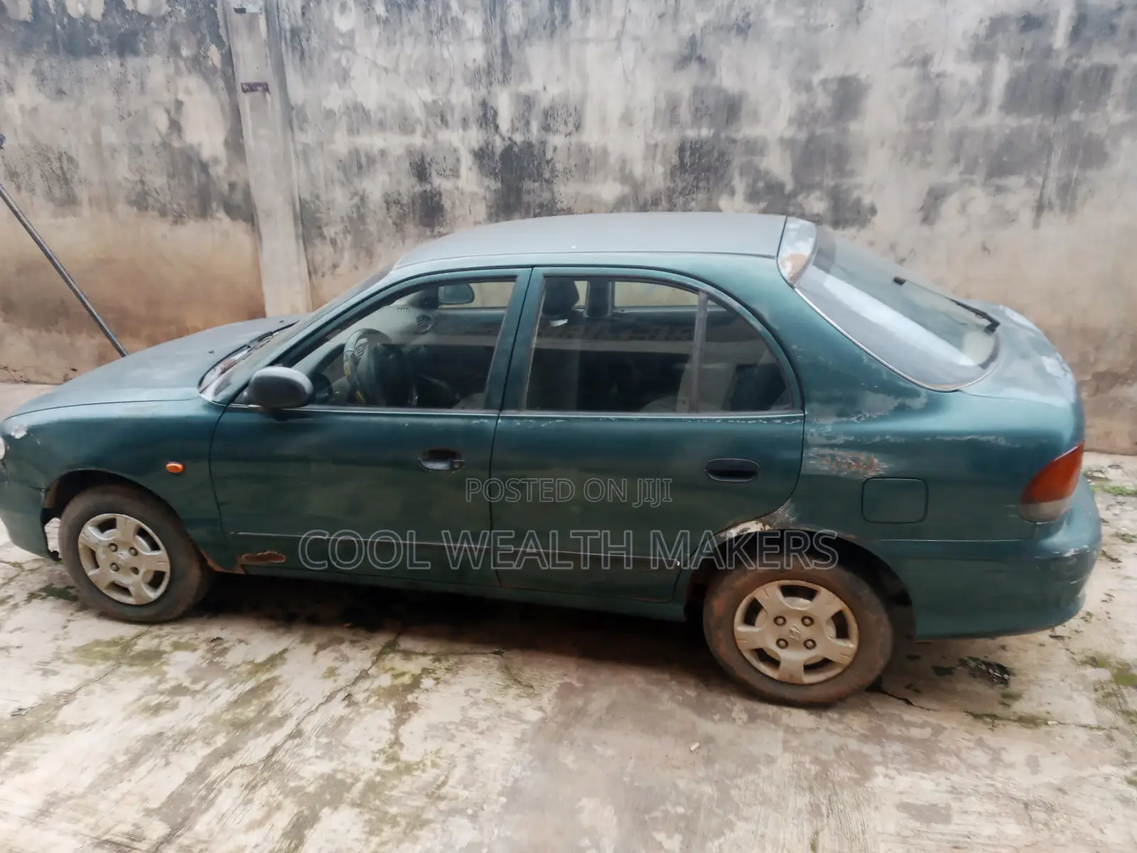 Hyundai Accent Base Hatchback 1996 Green